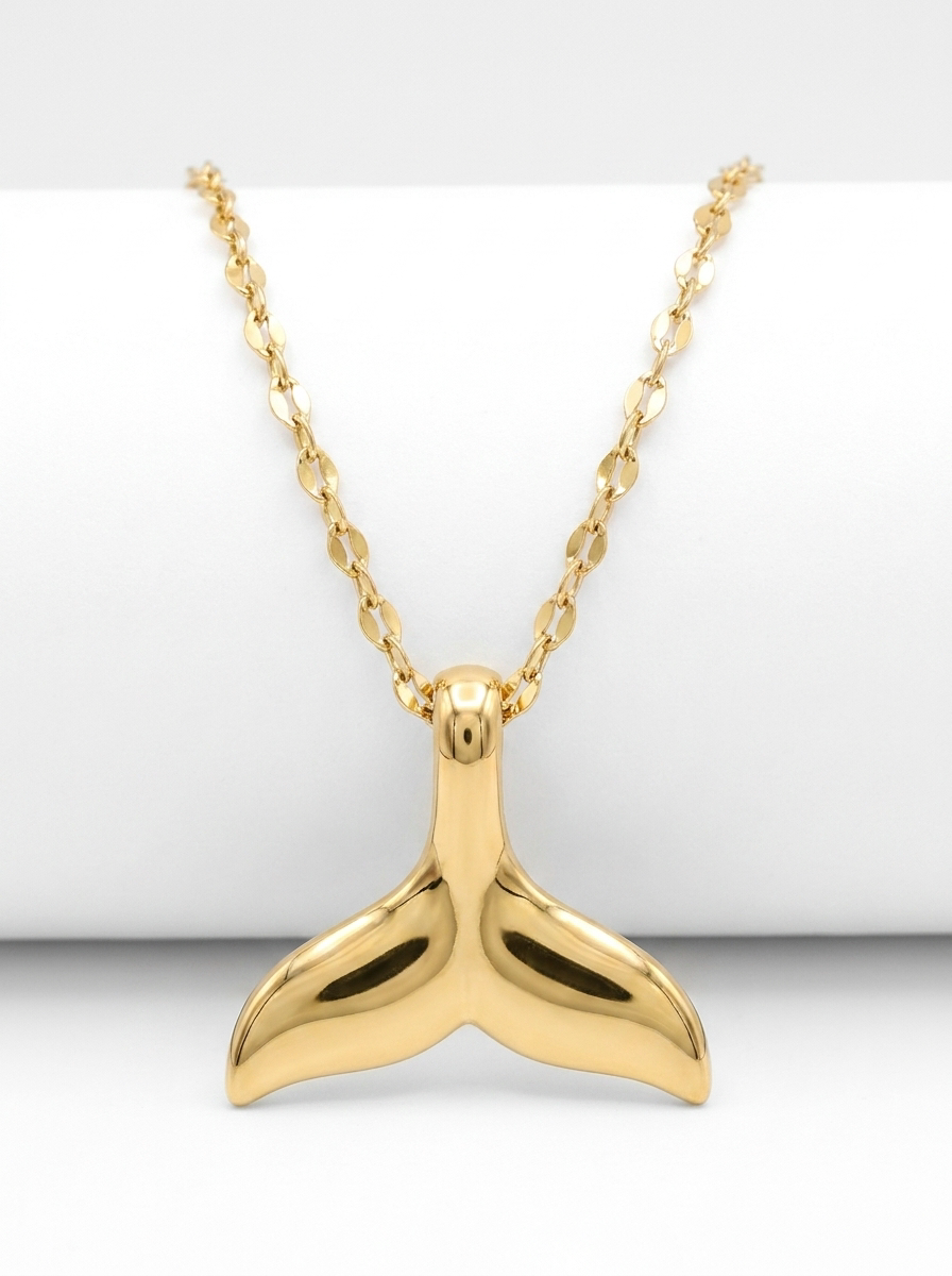 Whale Tail pendant — LCP