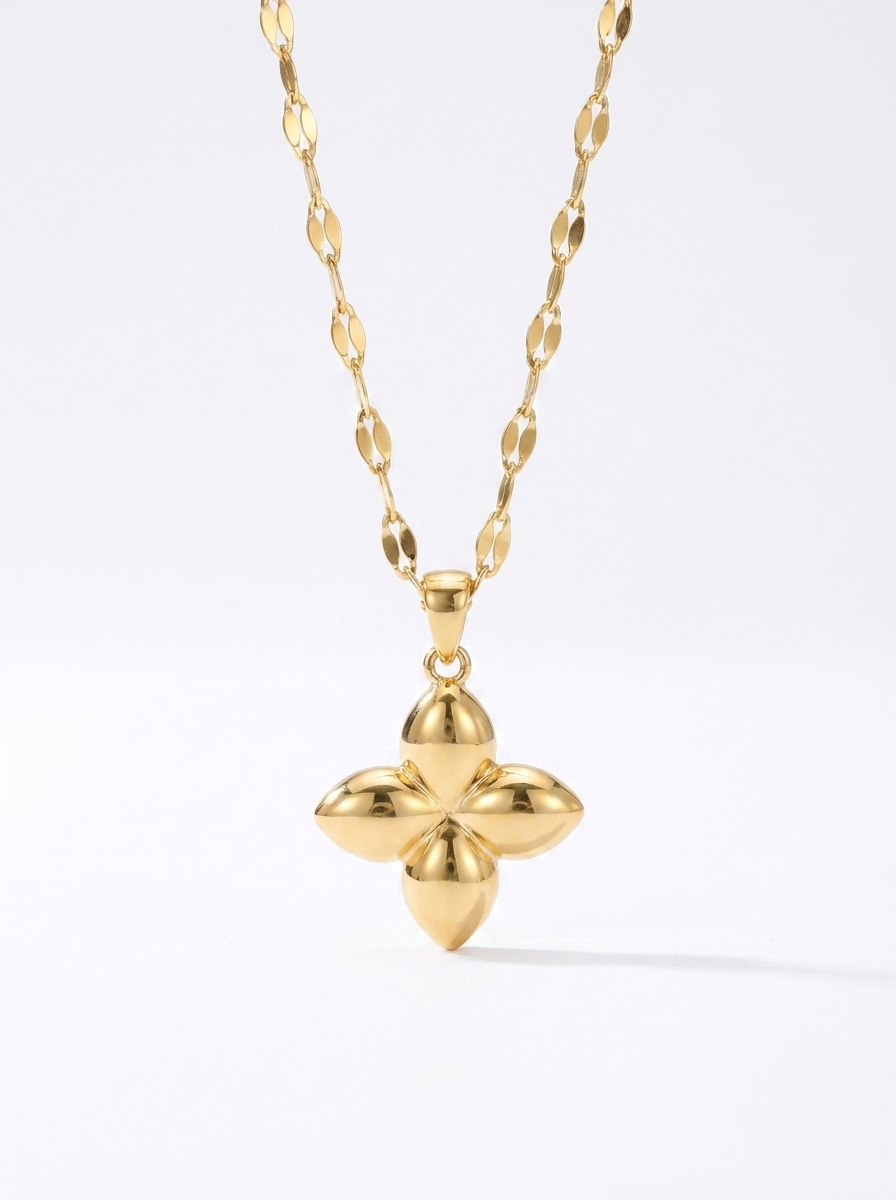 Puffed Clover pendant — LCP