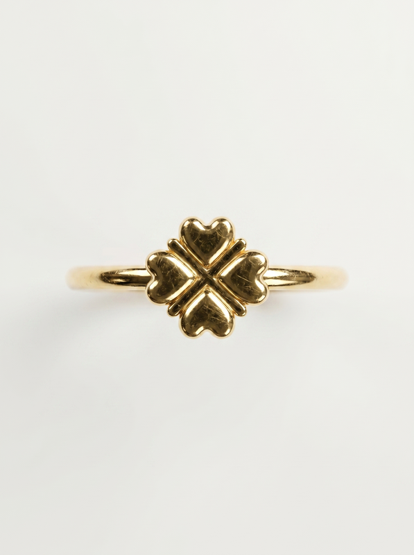 Dancing Starfish Gold Ring — Top View